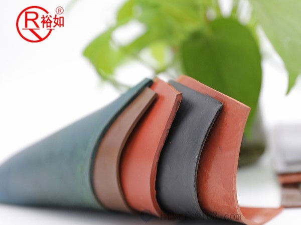 單組份聚氨酯防水建筑涂料介紹