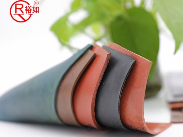 單組份聚氨酯防水涂料優(yōu)點(diǎn)